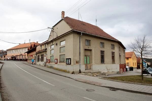 Stará sokolovna v Soběšicích zmizí. Nahradí ji náves