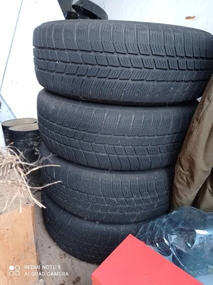 Prodám 4 ks zimních pneu na discích, Barum Polaris 3 185/65 R 14. Cena 1000Kč. - InzerceTrinec.cz