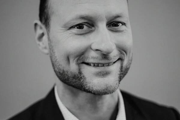 Open Desk at StartupLabs with Jakob Nielsen