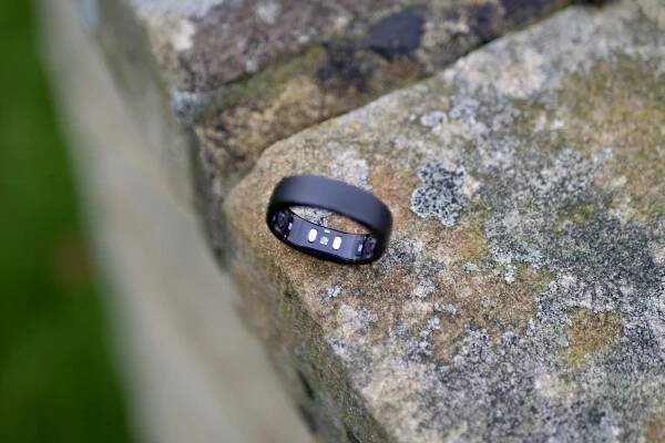 The side of the RingConn Gen 2 smart ring.