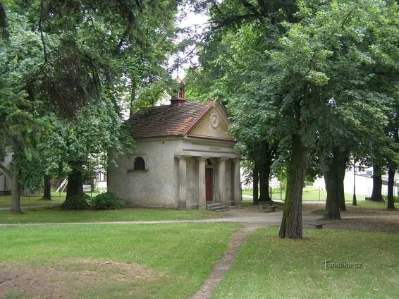 Chlumec nad Cidlinou - Zubatovská kaple - tip na výlet