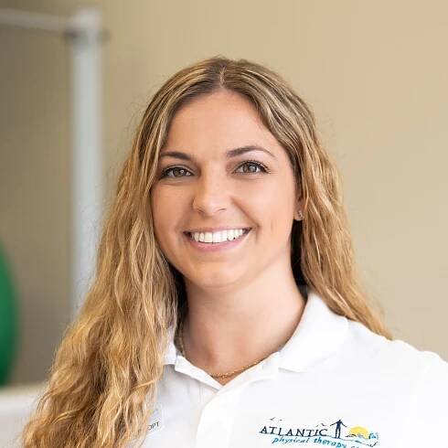 Jessica-Opdyke-Jackson-NJ-Physical-Therapist-900-web | Atlantic Physical Therapy Center