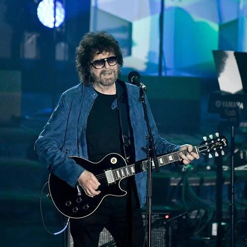 A London music festival cancels its final night after ELO's Jeff Lynne pulls out