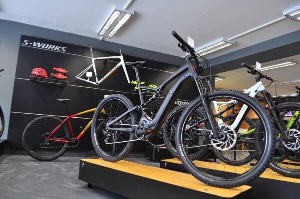 Specialized Svorada Brno Heršpická 7 :: Kolasvorada.cz