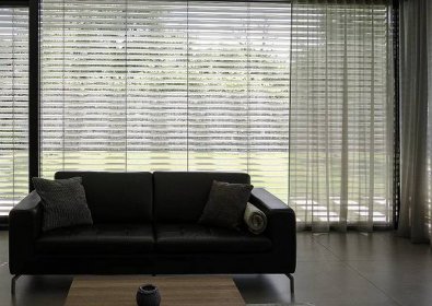 Závěsy a záclony vytváří moderní a útulný interiér | DDesign
