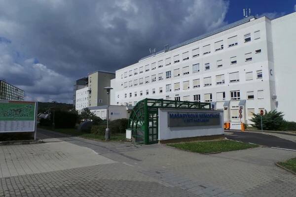 Krajská zdravotní vyčlenila jednu stanici infekčního oddělení ústecké Masarykovy nemocnice pro pacienty s podezřením na koronavirus | Homerlive