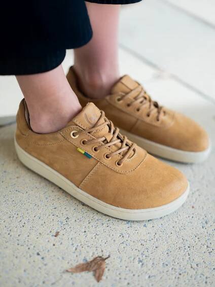 Phoenix - Camel Brown