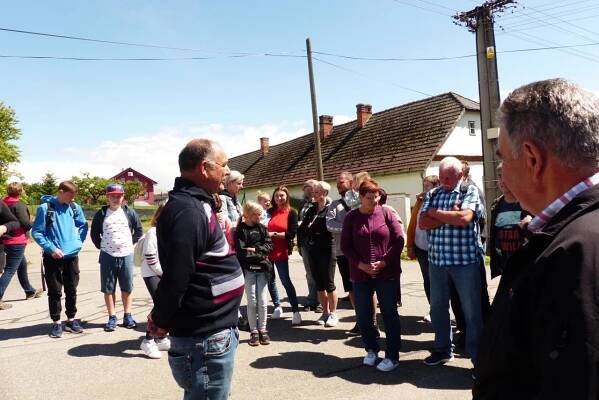 ZÁJEZD - TÁBOR, CHÝNOVSKÁ JESKYNĚ, MAŠOVICE - Oficiální stránky obce Mašovice