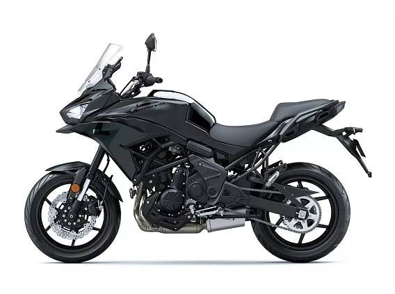 Kawasaki Versys 650 (NOVÁ, 2026), 206.000 Kč