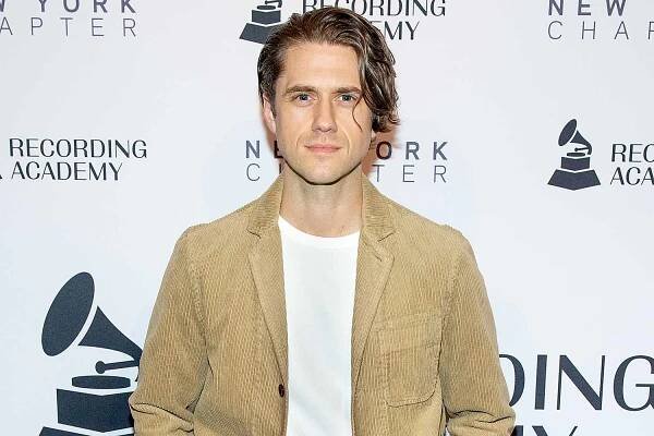 Aaron Tveit