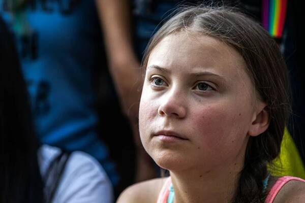 Greta Thunbergová dostala cenu Amnesty International, stejnou jako kdysi Havel