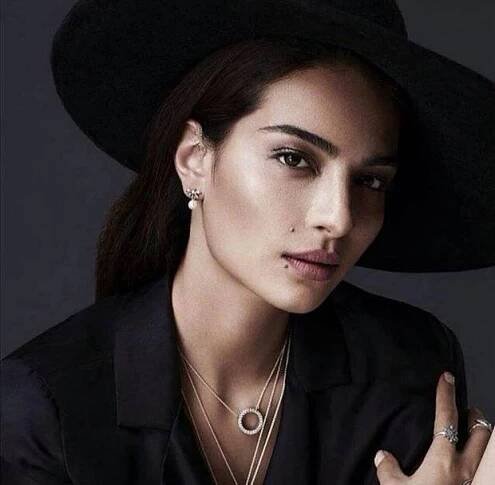 Melisa Aslı Pamuk
