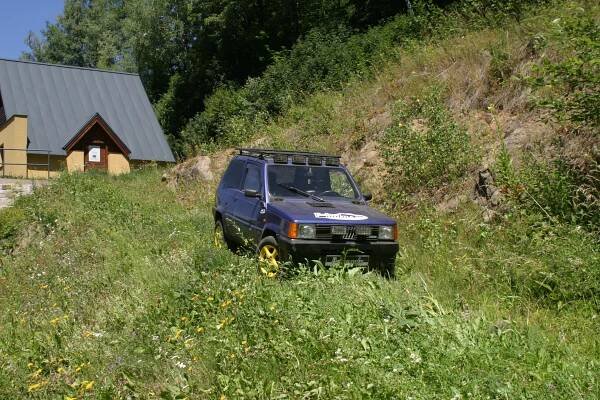 Fiat Panda 4x4 kdysi nadchla zákazníky! Bylo to odolné, spolehlivé a hlavně jednoduché auto. Jak nás bavil kousek z roku 1986?