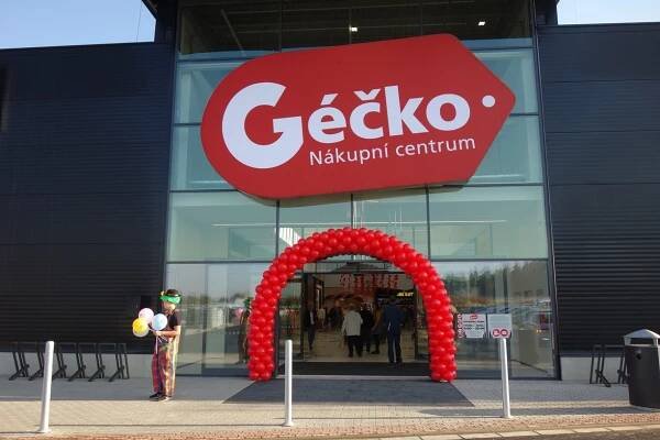 Dnes bylo slavnostně otevřeno nové nákupní centrum Géčko - Fajna Ostrava
