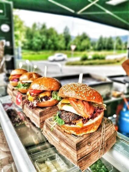 Tipy na víkend na Břeclavsku. Festival plný burgerů nebo májový košt vín