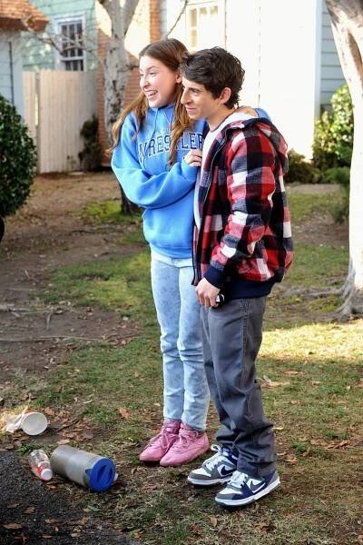 Průměrňákovi - Auto snů - Z filmu - Eden Sher, Moises Arias