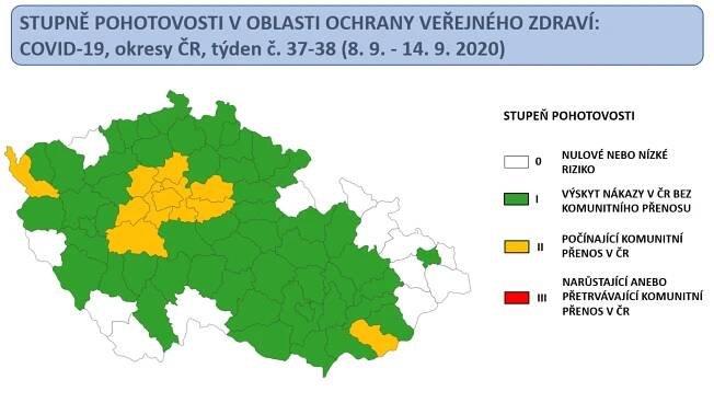 V Praze přetrvává komunitní přenos, nově je v červeném stupni pohotovosti