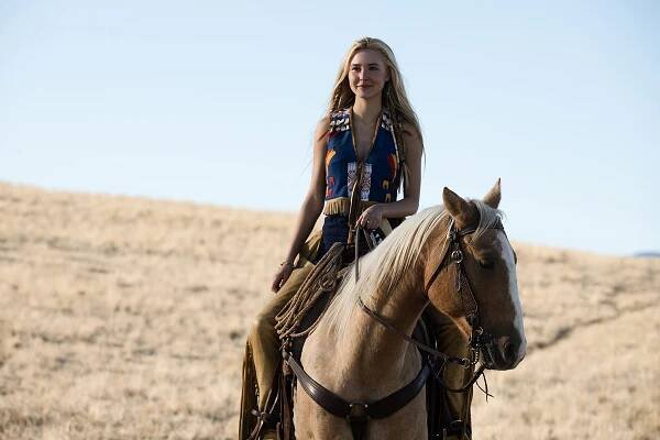 ‘1923’: Does Isabel May Narrate the Series?