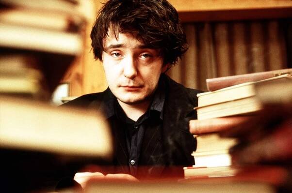 O pandemii, pornu a padesátinách. Přijede komik Dylan Moran ze sitcomu Black Books