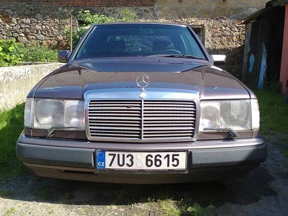 1992 Mercedes Benz W124 200E/C 2.0 benzín 87 kW