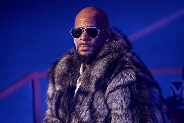 R. Kelly Dropped by RCA Records After Documentary Furor