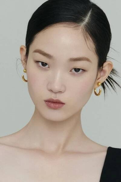 Shin Hyun-ji herečka