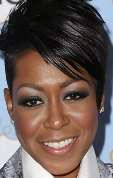 The Comprehensive Bio of Tichina Arnold: Age and Net Worth - Stylo Celeb