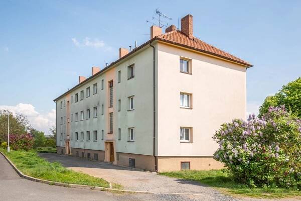Pronájem bytu 3+1 ve Veltrusech - Veronika Kobližková 