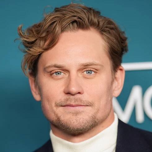 Billy Magnussen's Hair: Wavy, Sideswept Tapered Cut 7