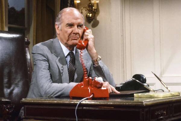SATURDAY NIGHT LIVE -- Episode 17 -- Pictured: George McGovern during the 'Cosmos' skit on April 14, 1984