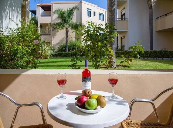 Creta Palm & Aparthotel