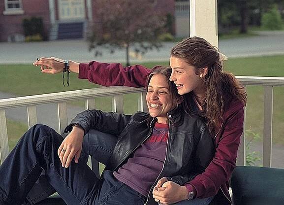 Ztracená - Z filmu - Piper Perabo, Jessica Paré