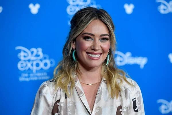 Hilary Duff News and Trending Stories