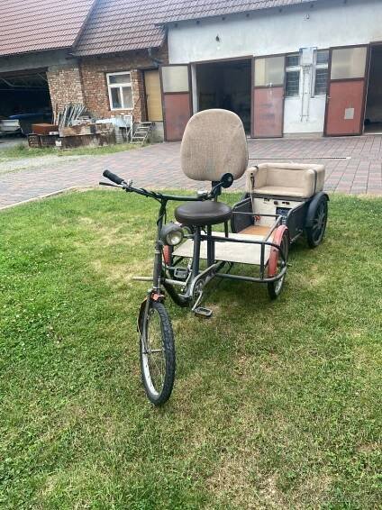 Nákladní šlapací elektrická rikša - Opava