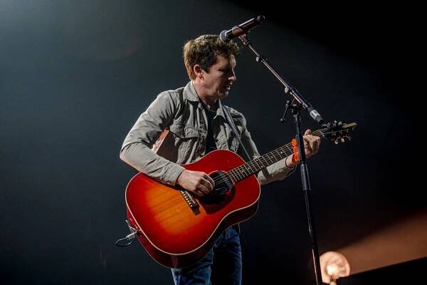 James Blunt přivezl do Fora Karlín nové album i osvědčené hity