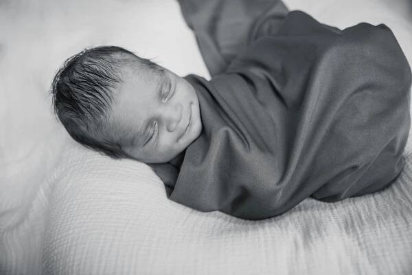Benjamin Newborn – South Oak Photography