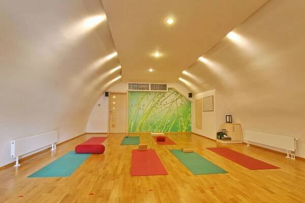 Jóga studio Holešovice - Yogacentrum Praha 