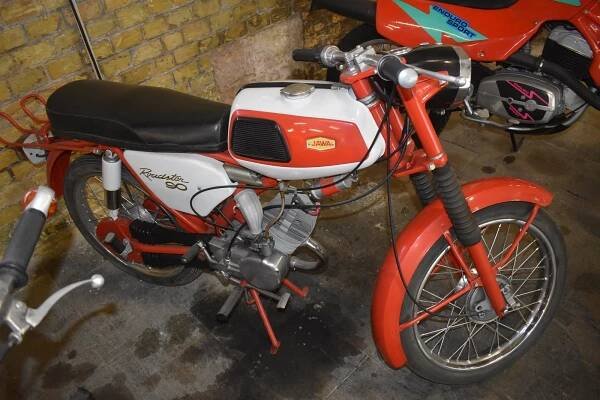 Nejen malé Jawy. Na Slovensku vznikal i motocykl ČZ 180 Roland