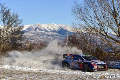 Paddon Hayden − Kennard John − Hyundai i20 Coupe WRC − Rallye Automobile Monte-Carlo 2017