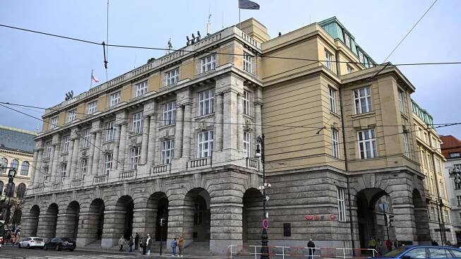 Maminka oběti střelby na Filozofické fakultě: Vánoce letos u nás nebudou