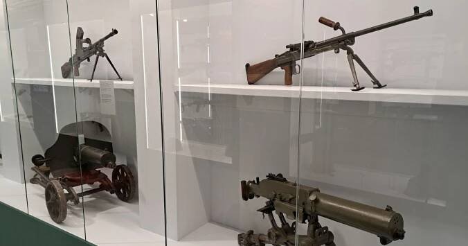 V olomouckém vlastivědném muzeum vystavují palné zbraně od třicetileté války po současnost