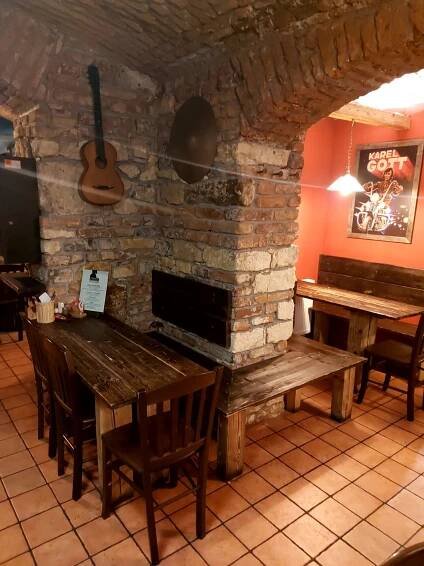 Interiér – Restaurace U Voraře