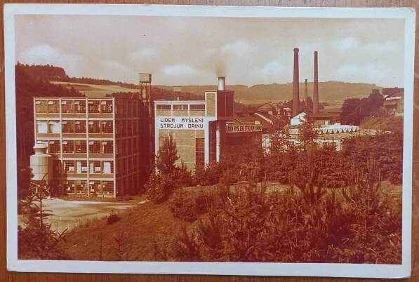 Třebíč - Nová Borovina - "Lidem myšlení, strojům dřinu" - real photo