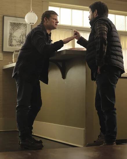 The Crossing - The Androcles Option - Z filmu - Steve Zahn, Rick Gomez