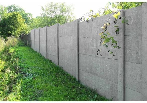 Betonová deska plotová, jednostranná – 200 x 50 cm štípaný kámen - šedý