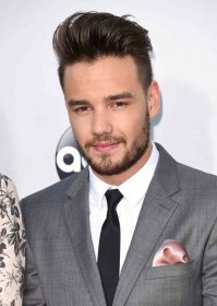 Liam Payne Jokes Son Bear Is 'Humungous': 'I'm Going to Get a Sore Back!'