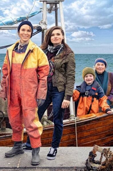 Anneke Kim Sarnau, Zoe Moore, Lewe Wagner, Jutta Wachowiak - Mutter, Kutter, Kind - Z filmu
