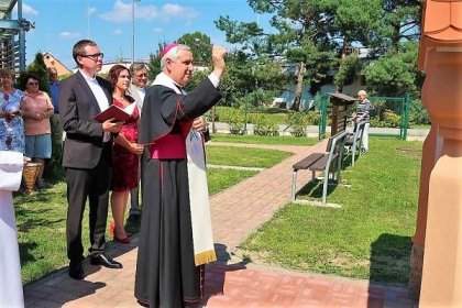Biskup Vlastimil Kročil požehnal nové kaple U Hvízdala - Církev.cz