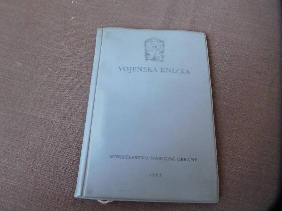 VOJENSKÁ KNÍŽKA - Sběratelství