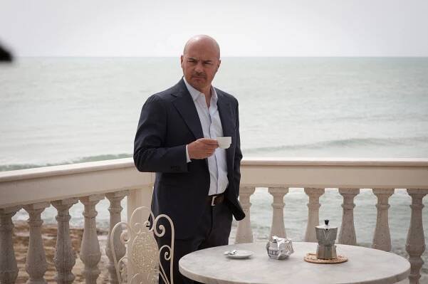 Komisař Montalbano - Pyramida bahna - Z filmu - Luca Zingaretti
